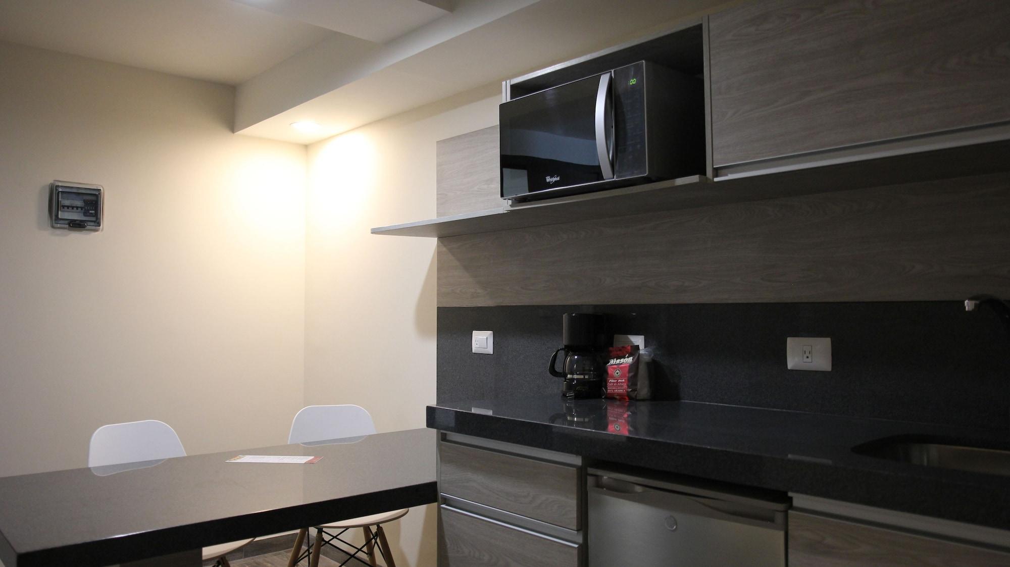 Kasa Hotel & Suites إيرابواتو المظهر الخارجي الصورة